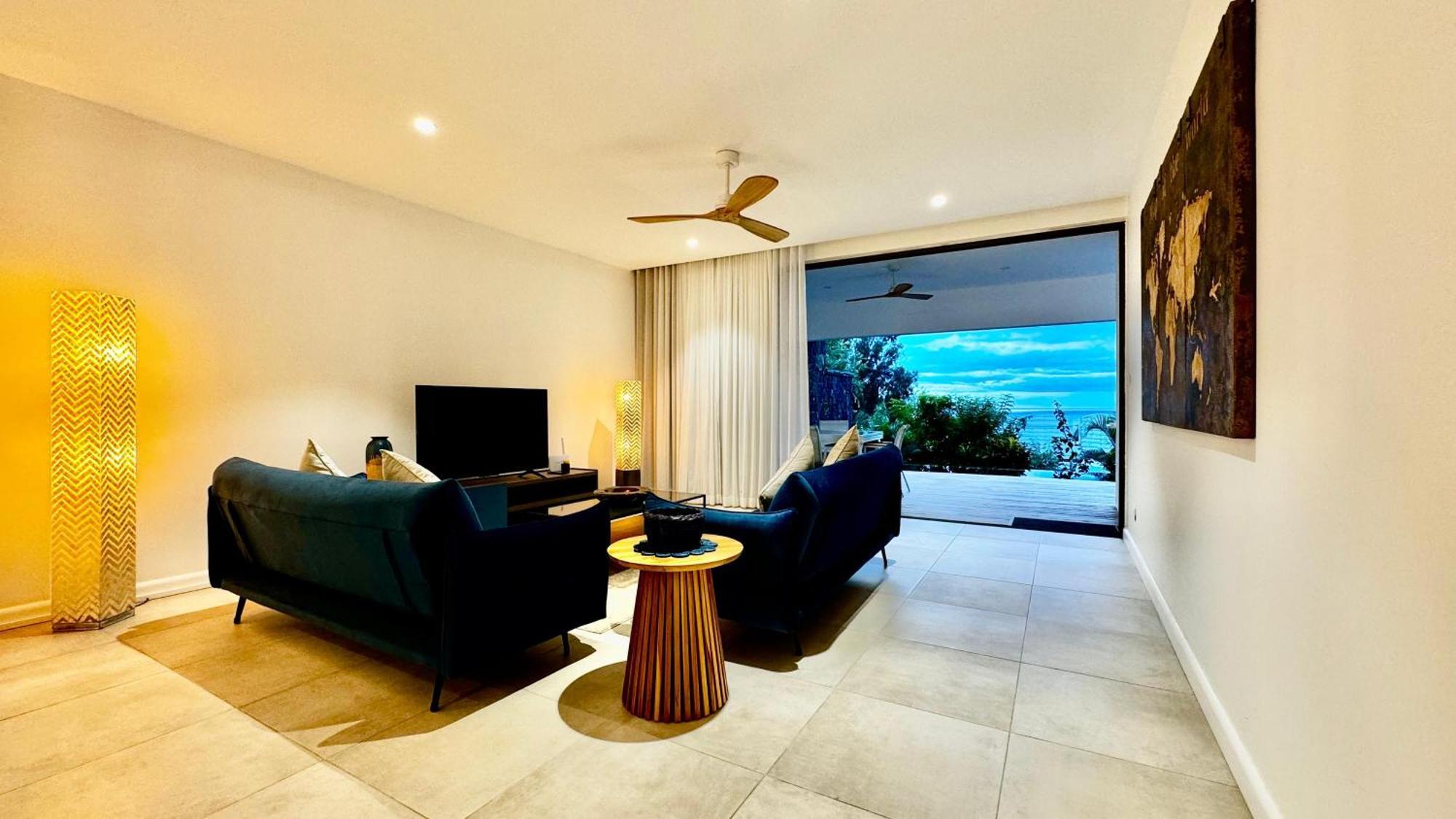 Appartement De Luxe Piscine Et Vue Mer Rivière Noire Eksteriør bilde