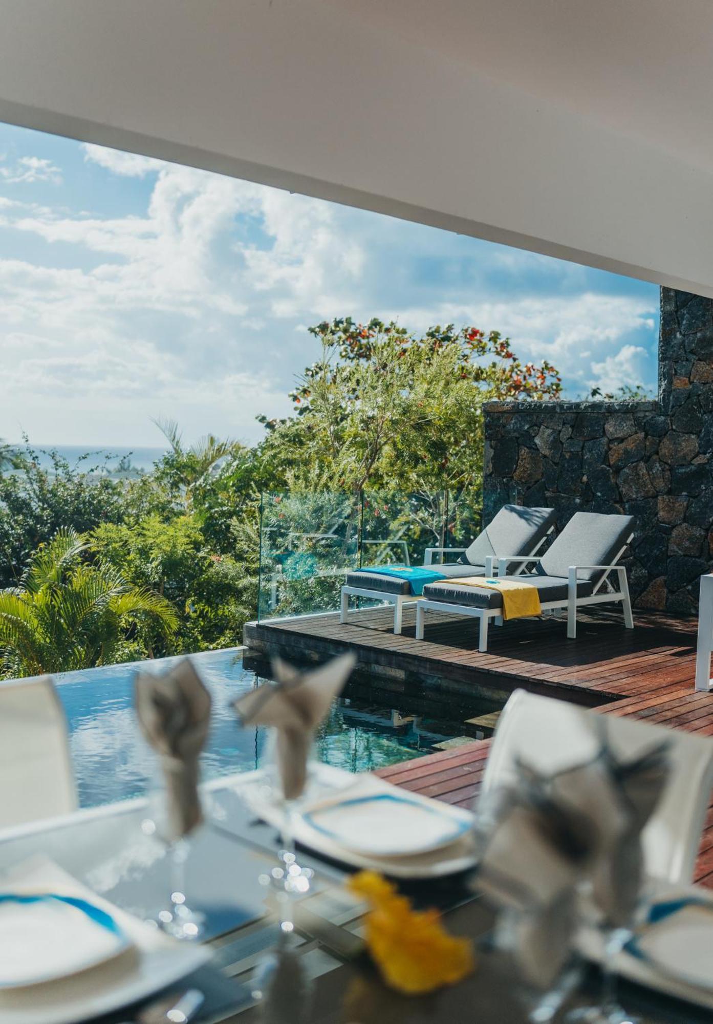 Appartement De Luxe Piscine Et Vue Mer Rivière Noire Eksteriør bilde
